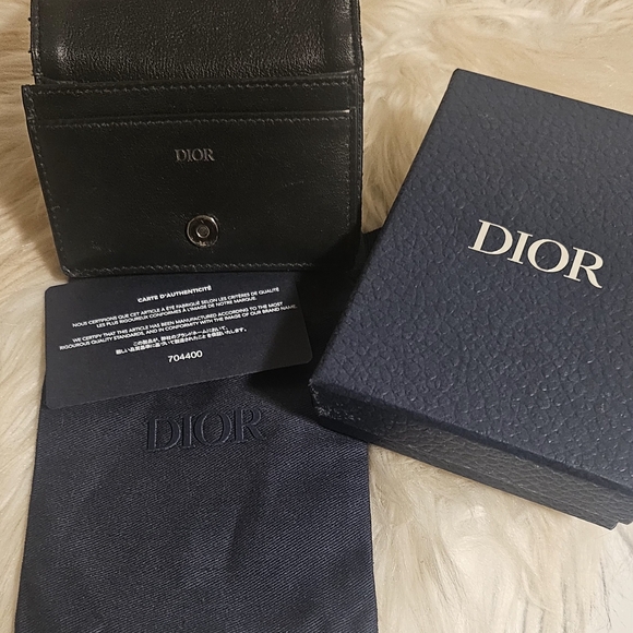 AUTHENTIC DIOR OBLIQUE COMPACT WALLET (full inclusion) - Picture 2 of 8